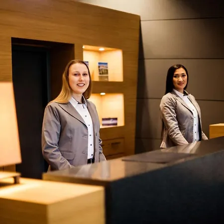 Hotel Atlantic Airport