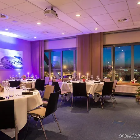 Atlantic Airport Hotel 4*
